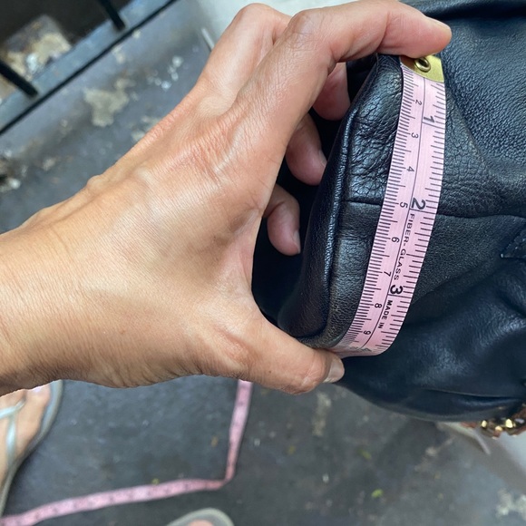 Tory Burch Navy Gold Chain Purse - Picture 11 of 11